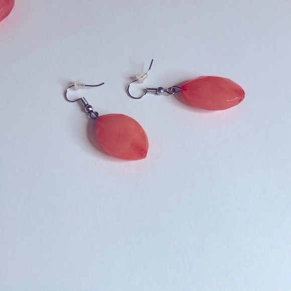 Orange Necklace With Matching Earrings - Picture 3 of 5